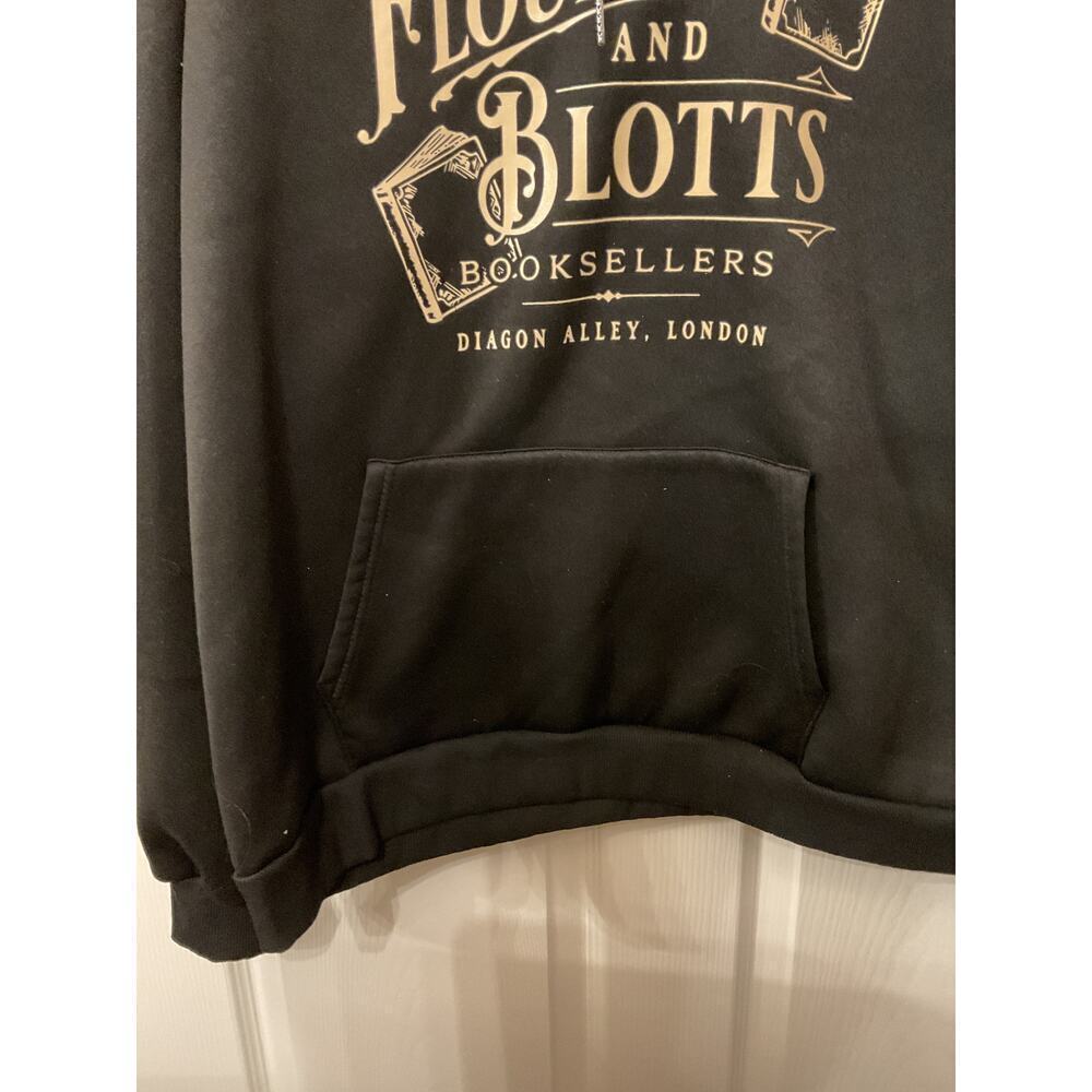 Harry Potter Inspired Flourish & Blotts 2024 Legend Graphic Hoodie,4xl - Picture 5 of 6